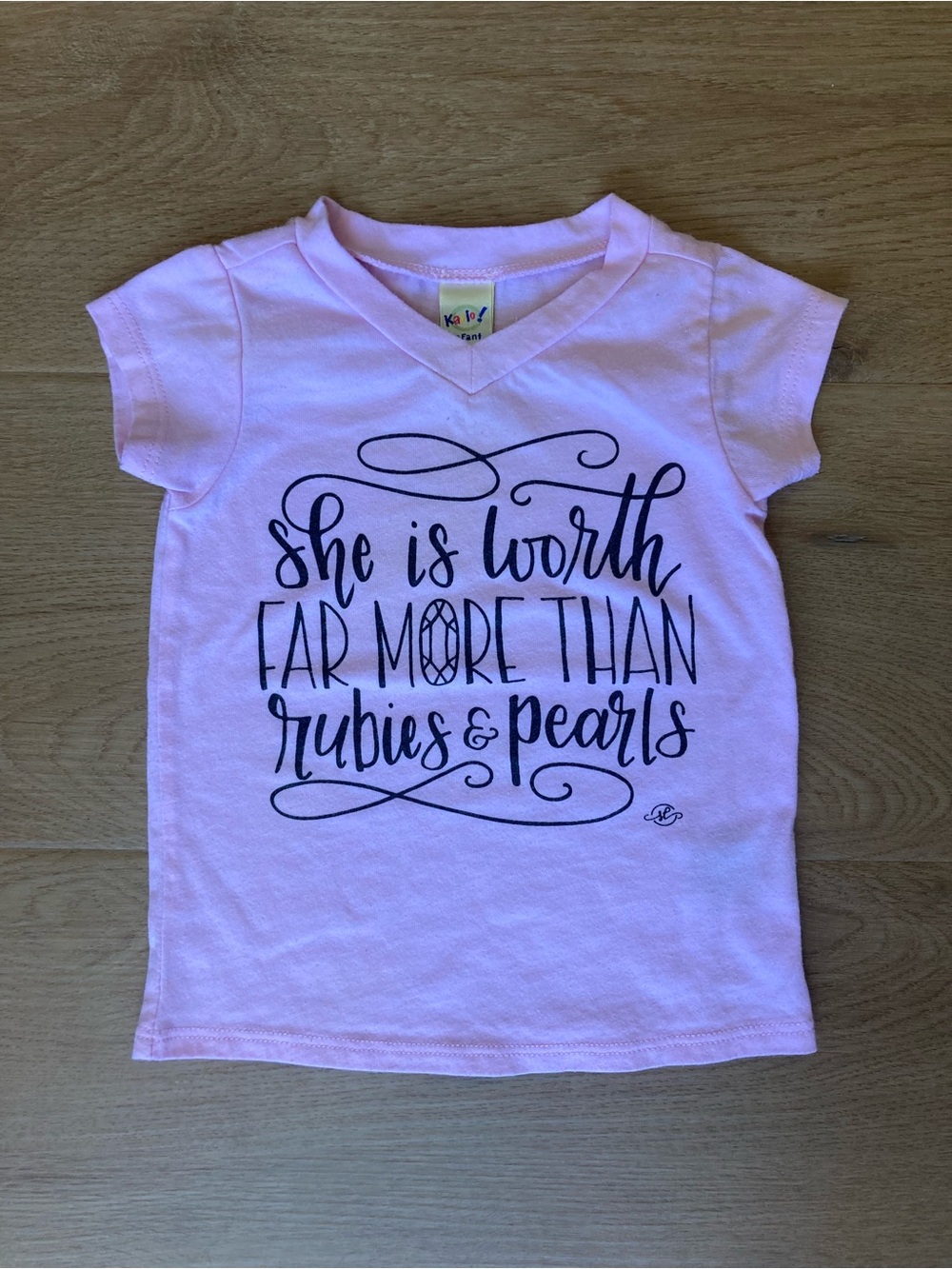 Kavio Vintage Y2K Baby Girl Light Pink Short Sleeve Graphic Tee
